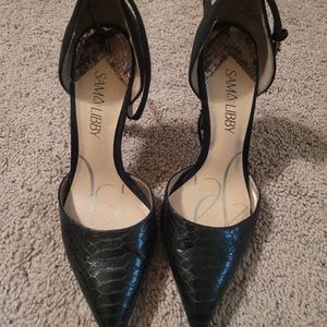 Sam & Libby spike heels